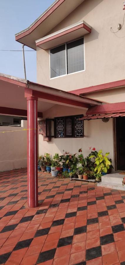 Giri'S Homestay Madikeri Exterior foto